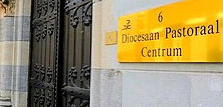 Watykan oburzony sposobem rewizji w brukselskiej kurii. Splądrowano nawet groby biskupów