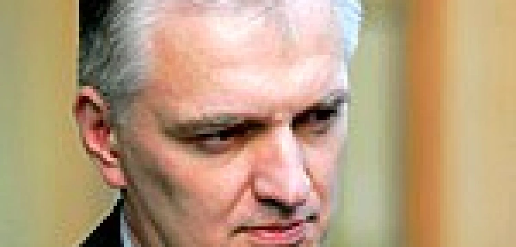 Gowin mięknie: In vitro dla kobiet także po czterdziestce