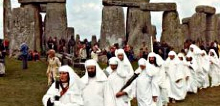 Wielka Brytania: Pogański kult oficjalną religią 