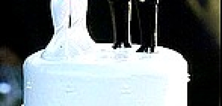 Na katolickiej uczelni będą uczyć studentów o "homo-małżeństwach"