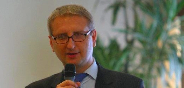 Pięta: Zorganizowana akcja zastraszania obrońców krzyża