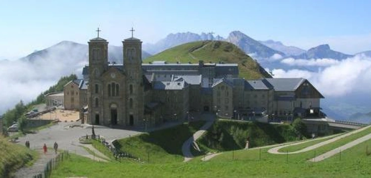 Bóg blisko niewierzących i obojętnych