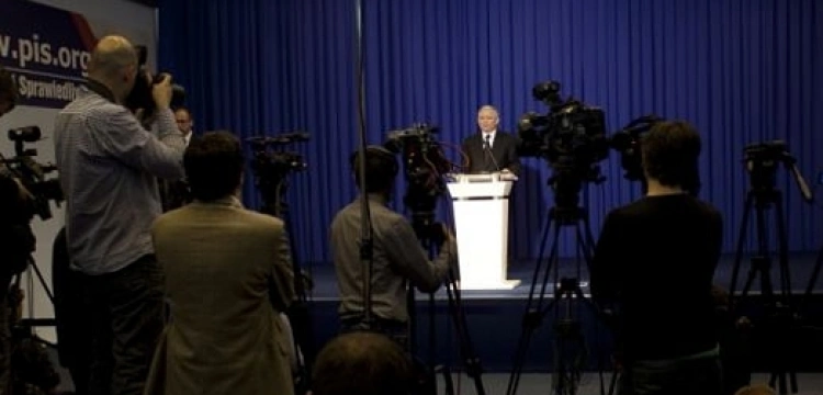 PiS-owi potrzebny jest face lifting