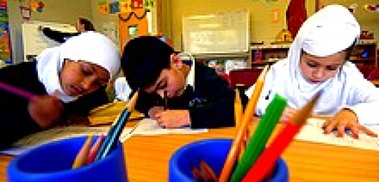 "Ekstremiści robią dzieciom pranie mózgów"