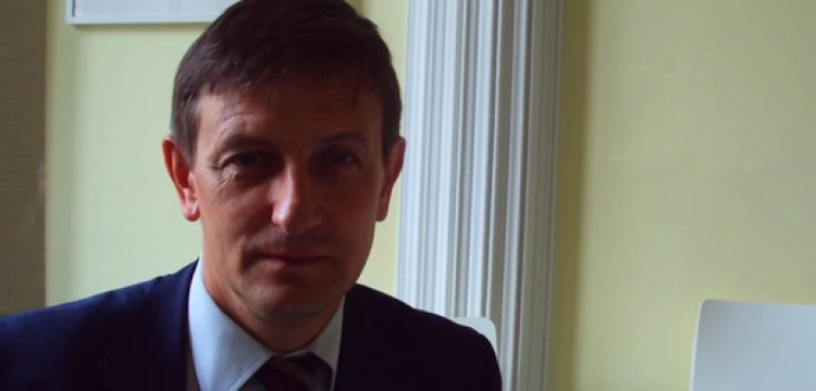 "Łukaszenka albo pójdzie na konflikt, albo zgodzi się na II turę. Którą przegra"