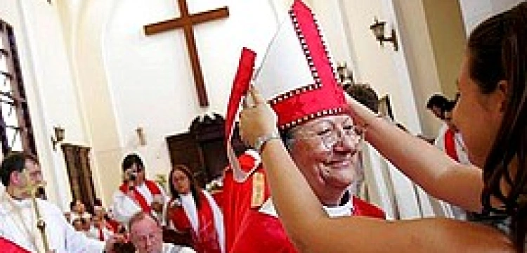 Kościół Anglii dowartościowuje konserwatystów aby zapobiec rozłamowi