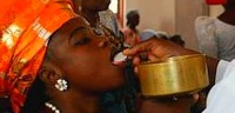 Watykan: Imigranci szansą na powstrzymanie dechrystianizacji Europy