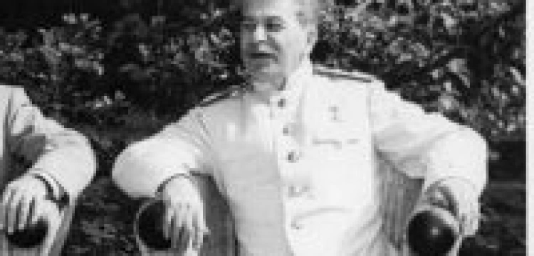 Europosłowie apelują: zlikwidujcie pomnik zbrodniarza