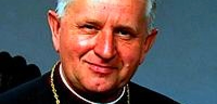 Abp Zimoń: Środowiska aborcyjne chcą ustalenia nowego porządku prawnego