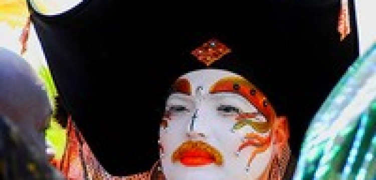 Tego dawno nie było: Francuski biskup krytykuje paradę gejowską