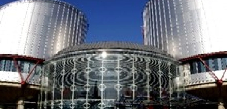 Trybunał w Strasburgu przyjął odwołanie Włoch w sprawie krzyży