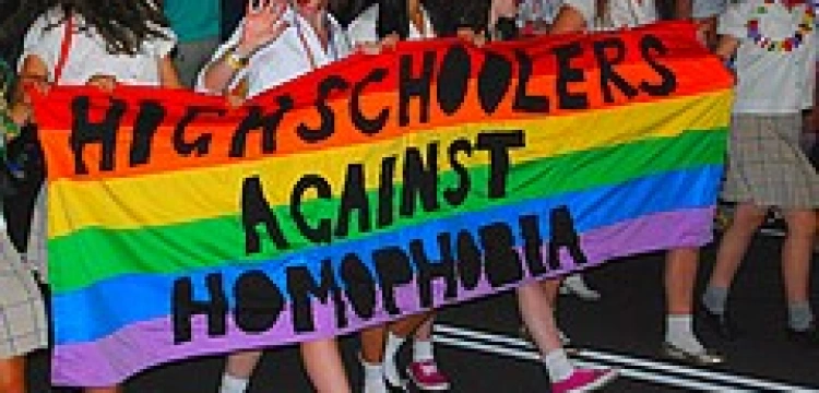 Homofobia szaleje w polskich warzywniakach