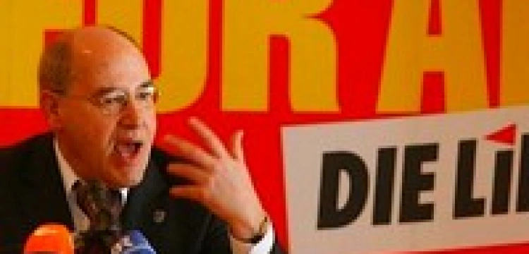 Niemieccy postkomuniści chcą odciąć się od agentów Stasi