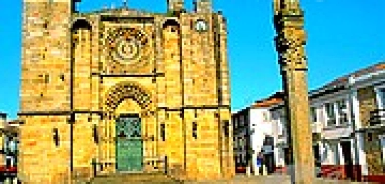 Zapatero wyśle krzyże do muzeum?