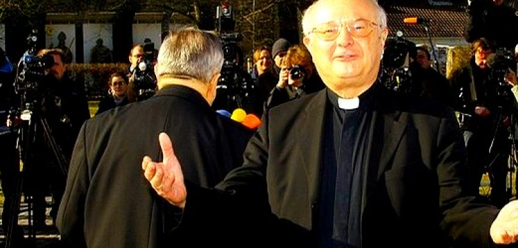 Niemieccy biskupi wiedzą lepiej od Papieża?