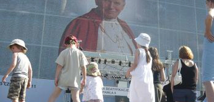 IV Święto Dziękczynienia - kilkutysięczne "dziekuję"