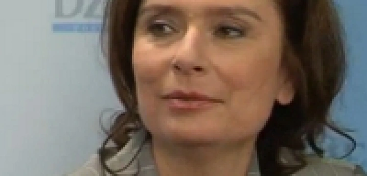 Kidawa-Błońska: Wolałabym, żeby dzieci wychowywały się w normalnych rodzinach