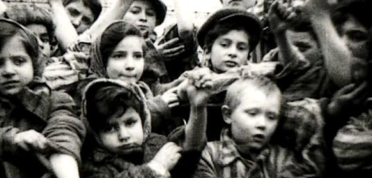 &quot;W Auschwitz rodziły się okrągłe, tłuste, normalne dzieci...&quot;