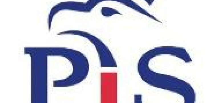 PiS obiecuje dłuższy macierzyński