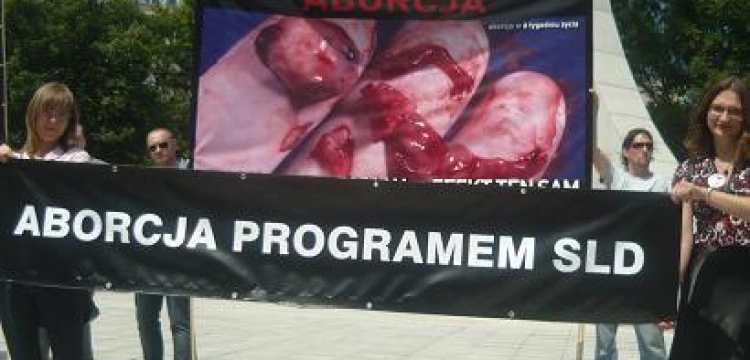 Zwolennicy i przeciwnicy aborcji spotkali się pod Sejmem