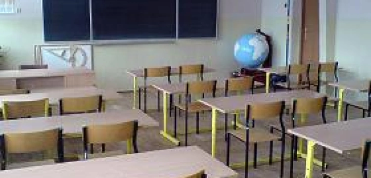 Decyzja MEN, że WF będzie w klasach lekcyjnych, budzi śmiech i zdziwienie