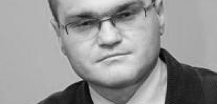 Rogalski: Premier nie odpowiedział rodzinom ofiar katastrofy smoleńskiej