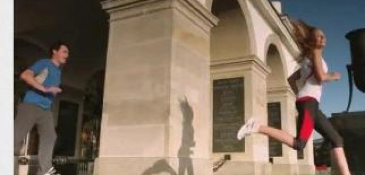 Obciach w wersji S-fi