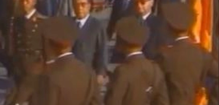 Jaruzelski odwiedza Kim Ir Sena. Zobacz film