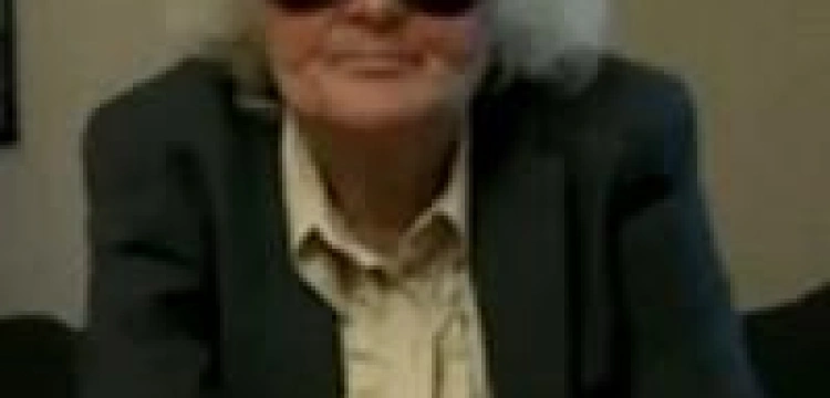 "Wprowadzam dziś o północy stan wojenny na obszarze całego internetu"