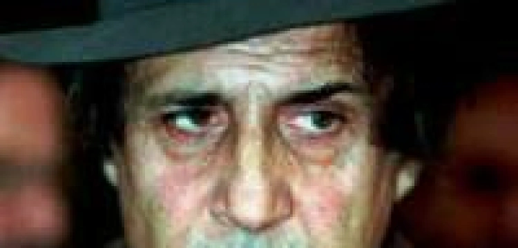 Kapłan dekadencji atakuje Kościół przed 15 milionami Włochów