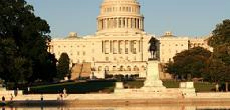 145 milionów ludzi chce wyemigrować do Ameryki