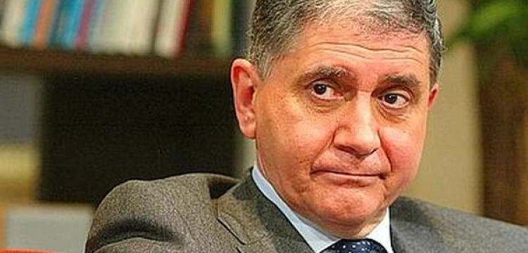 R. Buttiglione broni decyzji kard. Schonborna w sprawie wyboru homoseksualisty do rady parafialnej