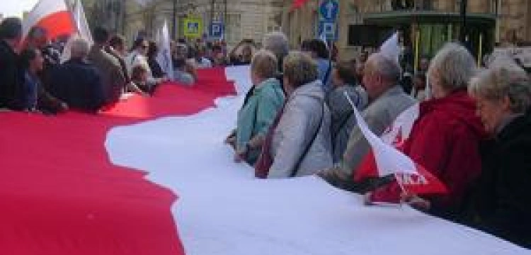 PiS będzie demonstrował w Brukseli w obronie telewizji Trwam