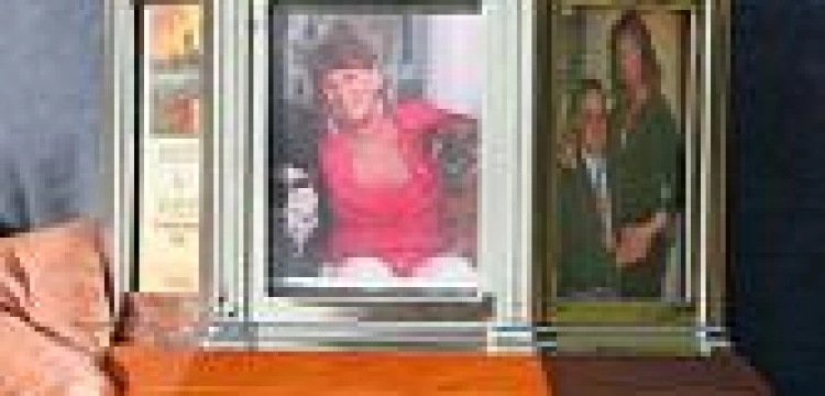 Prowokacja SLD: przechowywać prochy zmarłych w domu