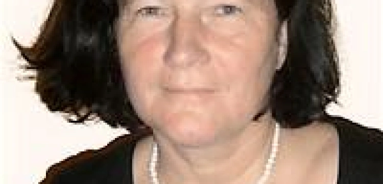 Kapela: Pewne rzeczy są nie do udźwignięcia bez silnego wsparcia mężczyzny