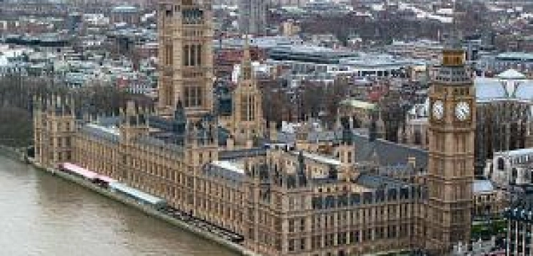 Wielka Brytania: rośnie liczba kościołów, nowych kapłanów i osób konsekrowanych