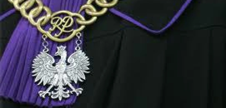 "Rzeczpospolita" publikuje listę "łaskawych" dla szefa Amber Gold