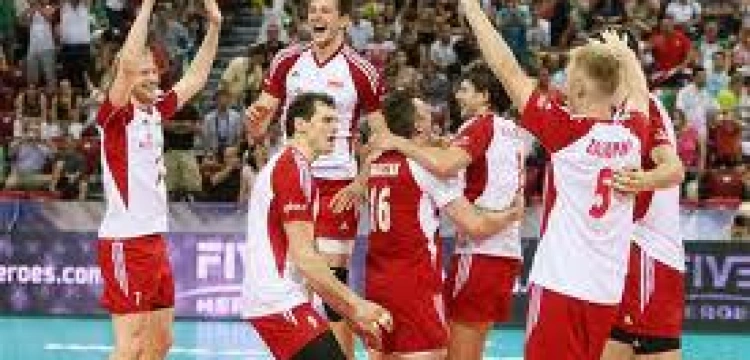 Sukces siatkarzy vs porażka piłkarzy. Czym różni się PZPS od PZPN?