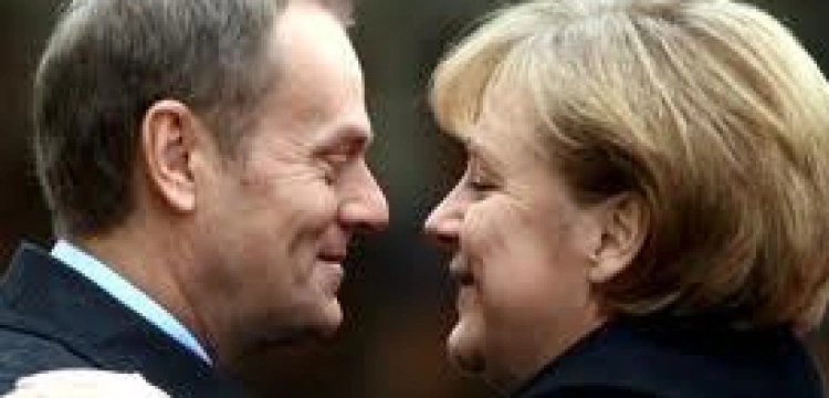 Tusk dostanie nagrodę za wzorową postawę wobec Niemiec?