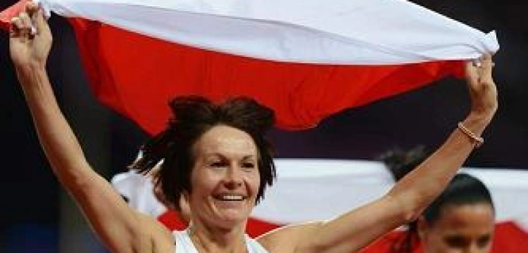 Paraolimpjczycy z Londynu wylądowali. Czekali kibice i słoneczniki