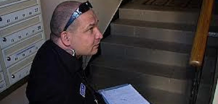 Komitet Paraolimpijski znajduje się na... czwartym piętrze. W budynku bez windy!