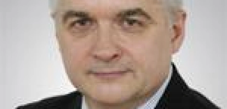 Cimoszewicz jest poruszony