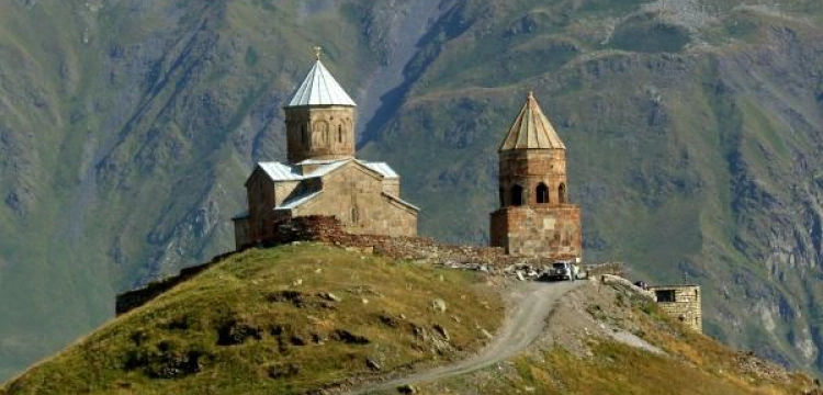 Strachota: Gruzini wybrali wrażenie, że poprawie ulegną relacje z Rosją