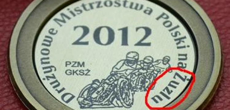 Za cały rok zmagań brązowe medale dla żużlowców... z błędem