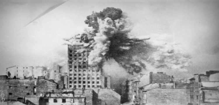 Grzesik: Czy Polakom należą się odszkodowania za II wojnę światową?