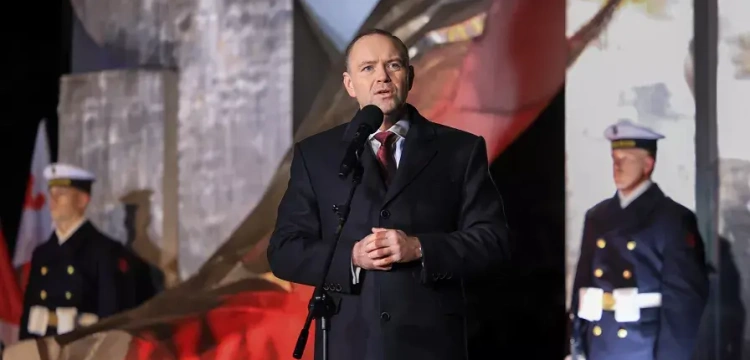 Prezydent w Gdyni: Zdrajcy i komuniści strzelali do tych, którzy pragnęli wolności