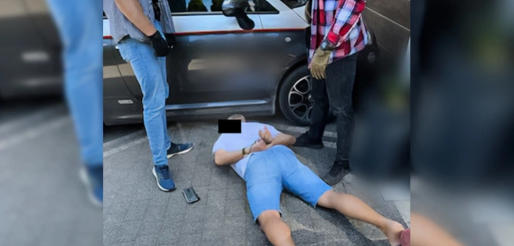 Cela plus: Rozwiązanie sprawy zabójstwa sprzed 26 lat. 2 osoby w rękach policji