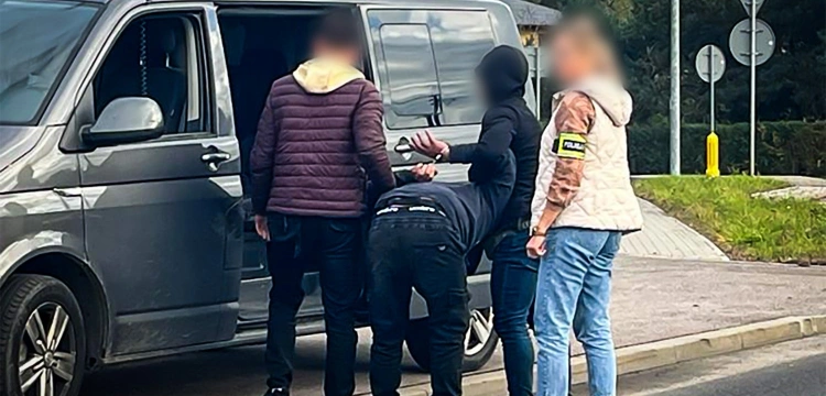 Cela plus: Zatrzymanie w trakcie transakcji narkotykowej. 3 osoby w rękach policji