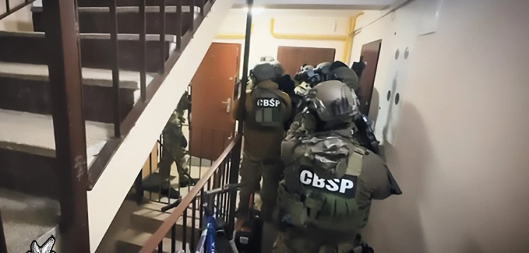 Rozbicie gangu narkotykowego w stolicy. Wśród zatrzymanych pseudokibice