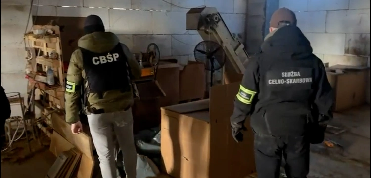 Przestępczość akcyzowa – zatrzymania i przejęcie ponad 18 ton nielegalnego tytoniu